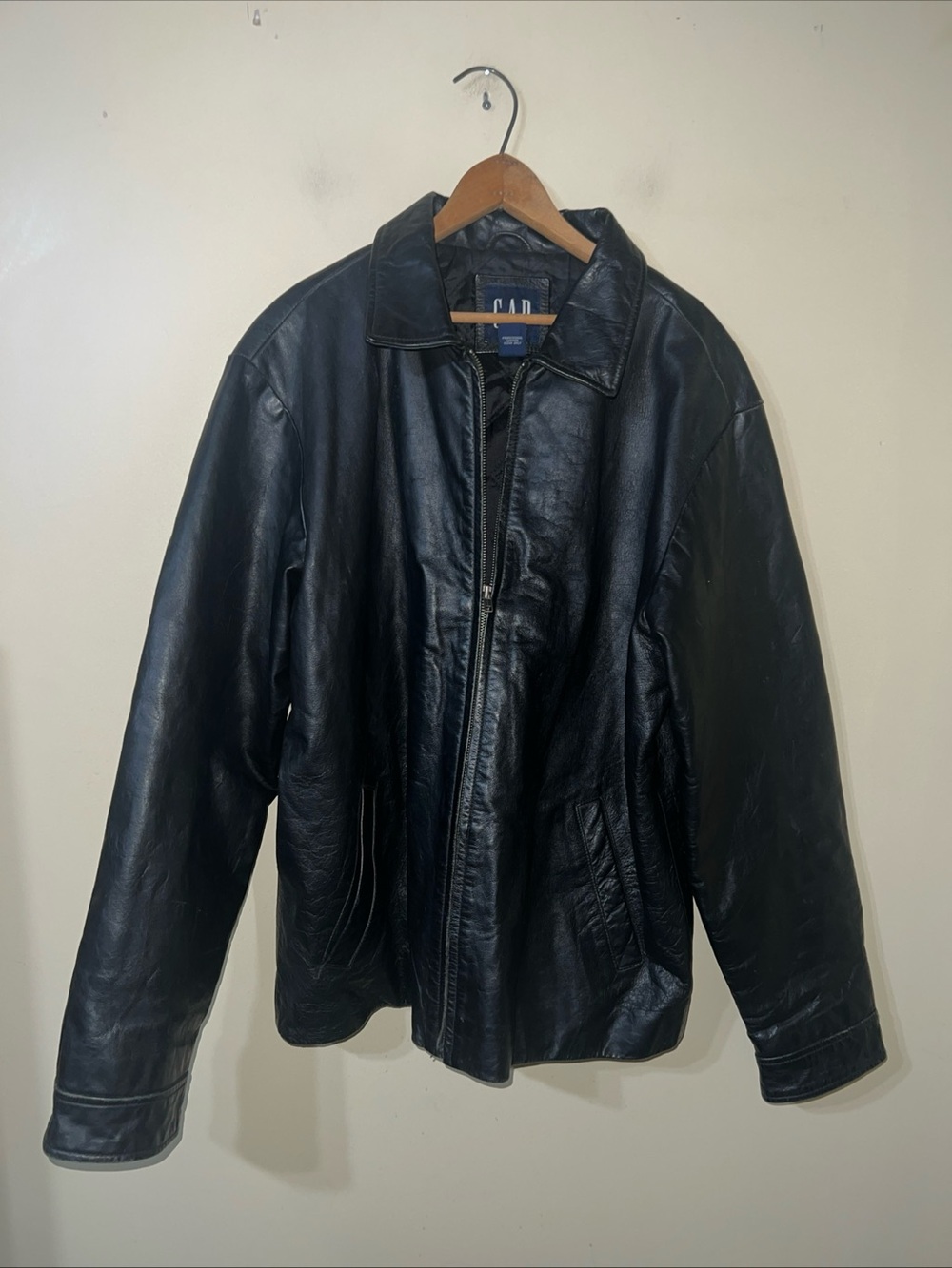 GAP Men’s Black Leather Zip-Up Bomber Jacket Large